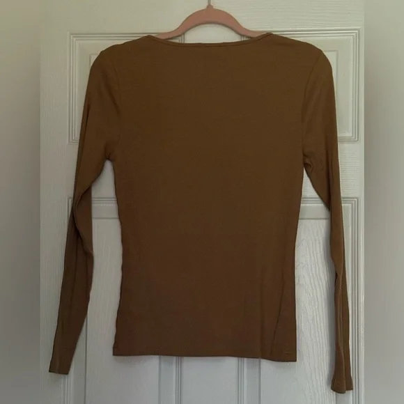 Banana Republic Long Sleeve Henley Top in Camel Brown - Picture 4 of 6